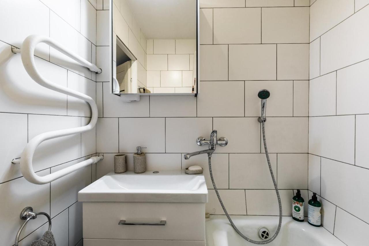 Scandinavian Inspired Design Апартаменти