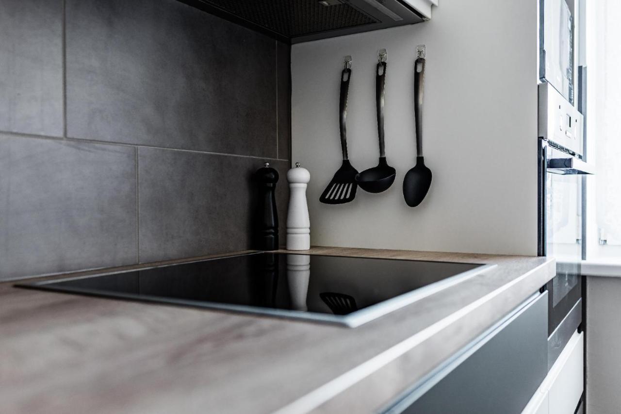 Scandinavian Inspired Design Апартаменти *